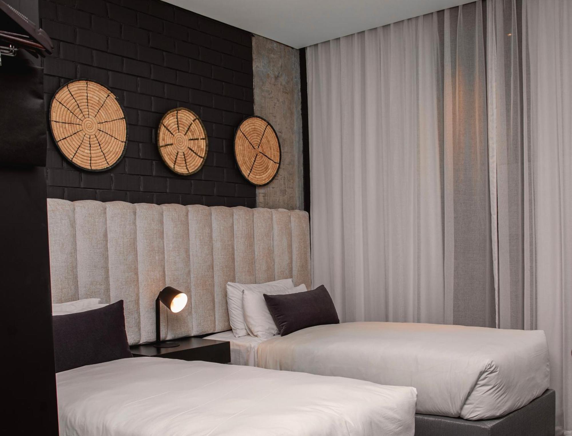 The Urban Hotel Лусака Экстерьер фото